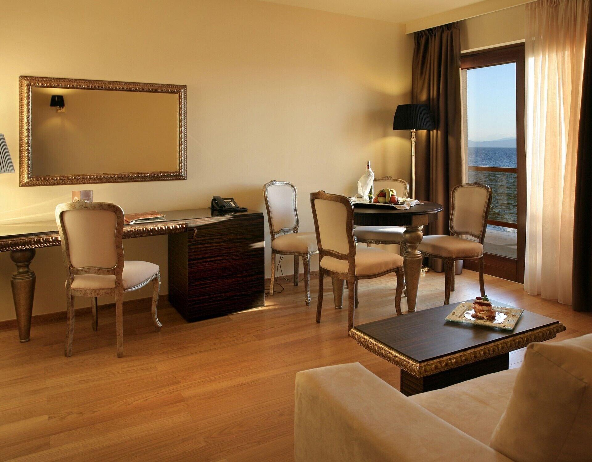 Valis Resort Hotel Volos Eksteriør billede Suite