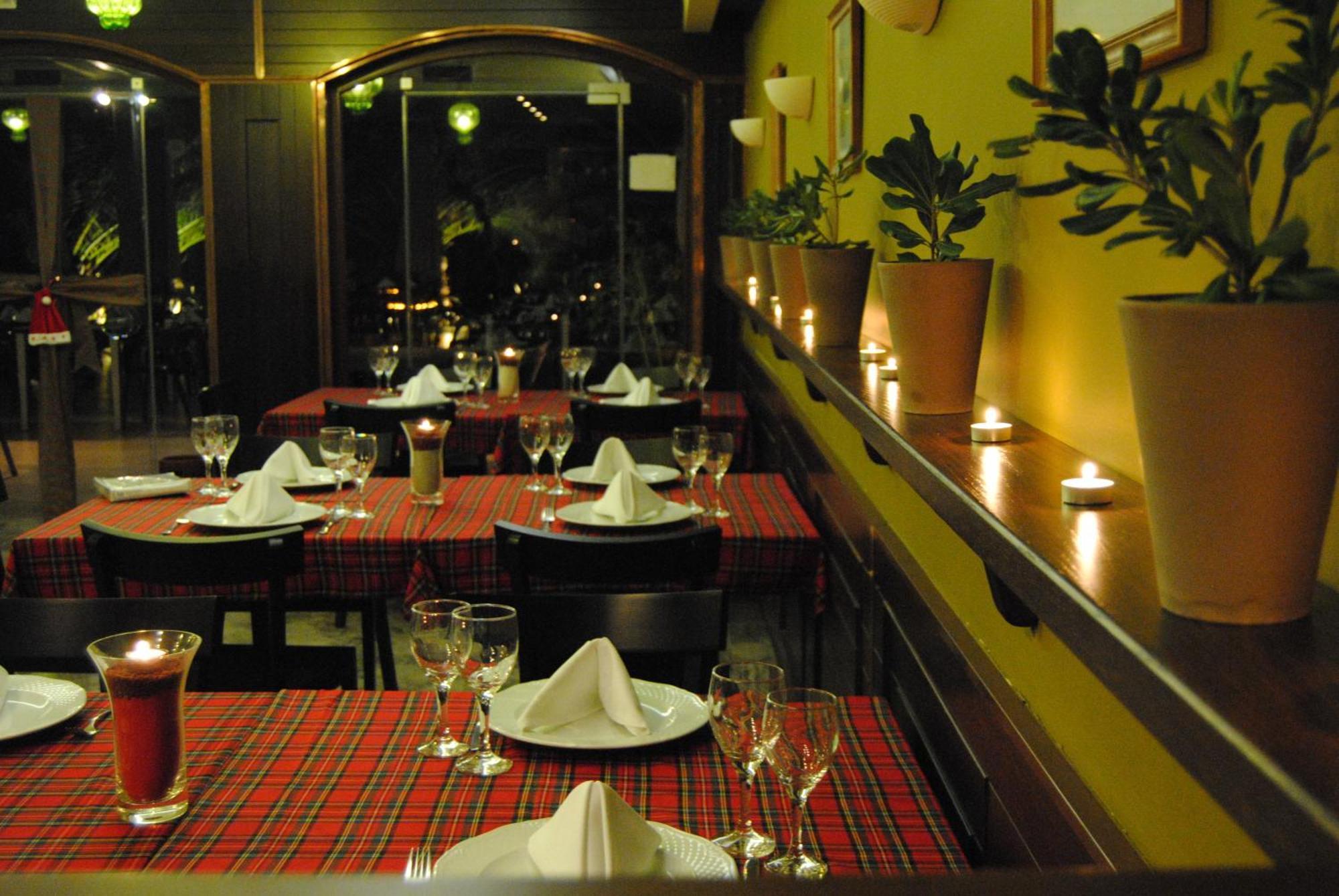 Valis Resort Hotel Volos Eksteriør billede Restaurant interior