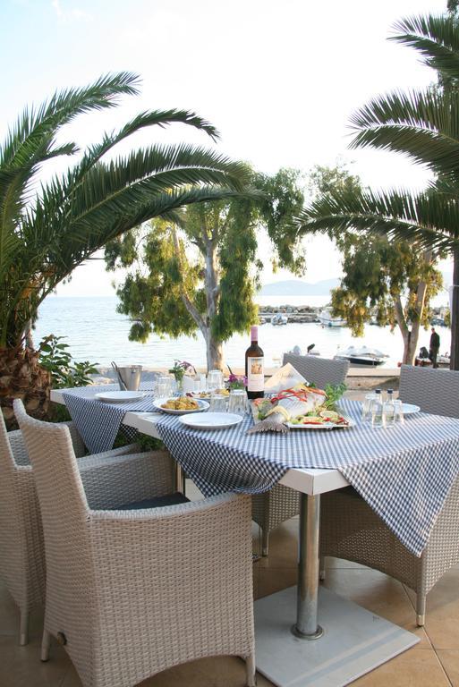 Valis Resort Hotel Volos Eksteriør billede A Greek table