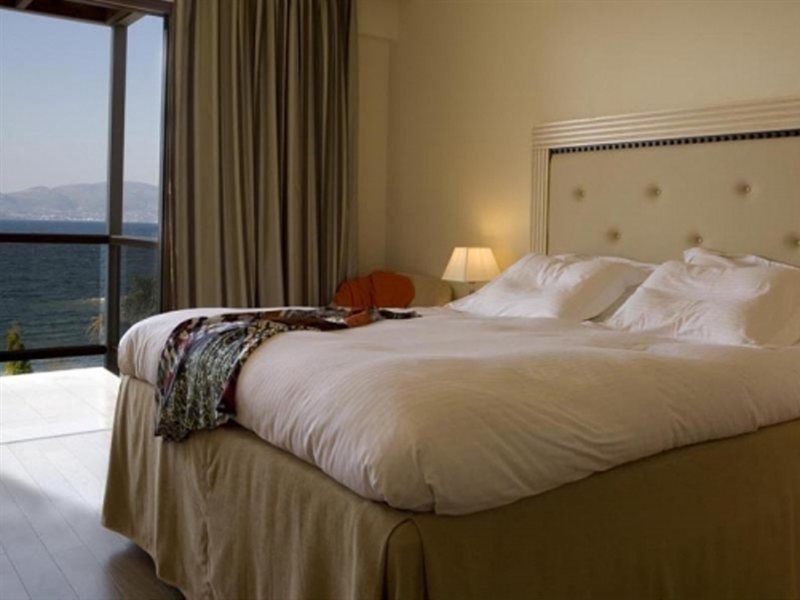 Valis Resort Hotel Volos Eksteriør billede A bedroom at the hotel